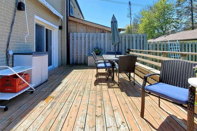 54 Richardson Dr, House semidetached with 3 bedrooms, 3 bathrooms and 2 parking in Aurora ON | Image 32