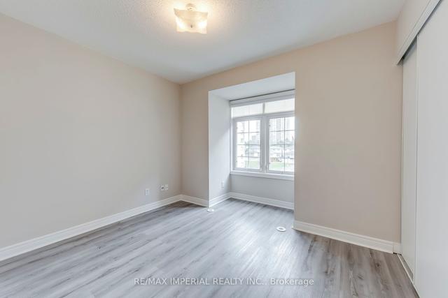 1 - 45 Cedarcroft Blvd, Townhouse with 3 bedrooms, 3 bathrooms and 1 parking in Toronto ON | Image 10