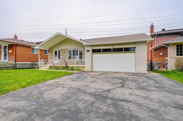 557 Selsey Dr, House detached with 3 bedrooms, 2 bathrooms and 6 parking in Mississauga ON | Image 12