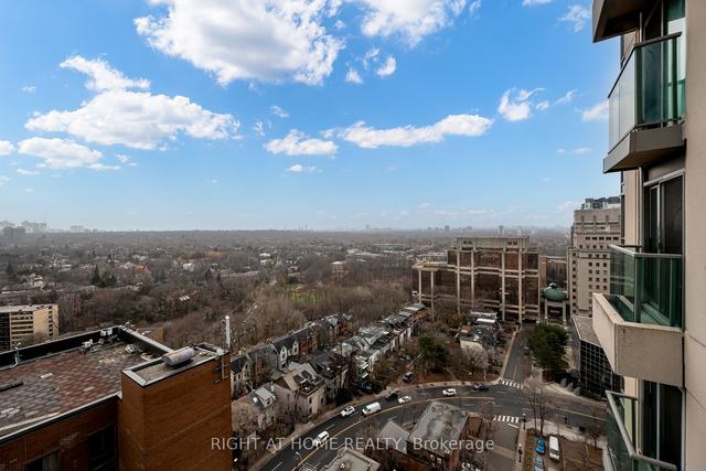 2303 - 8 Park Rd, Condo with 1 bedrooms, 1 bathrooms and 0 parking in Toronto ON | Image 11