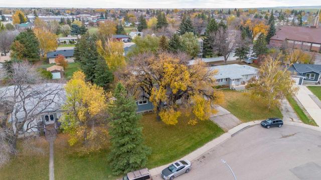 85 n 250 W, House detached with 5 bedrooms, 2 bathrooms and 4 parking in Raymond AB | Image 40