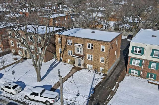 48 Emerald Cres, House detached with 9 bedrooms, 6 bathrooms and 8 parking in Toronto ON | Image 17