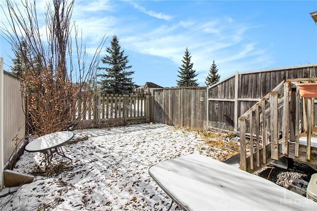 272 Branthaven Street, Townhouse with 3 bedrooms, 3 bathrooms and 3 parking in Ottawa ON | Image 26