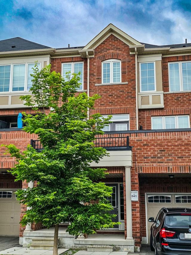 10598 Bathurst St N, House attached with 3 bedrooms, 3 bathrooms and 2 parking in Vaughan ON | Image 23