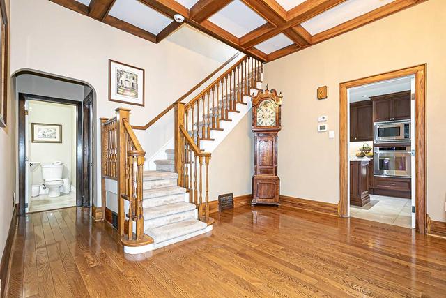 555 Military Tr, House detached with 4 bedrooms, 3 bathrooms and 13 parking in Toronto ON | Image 30