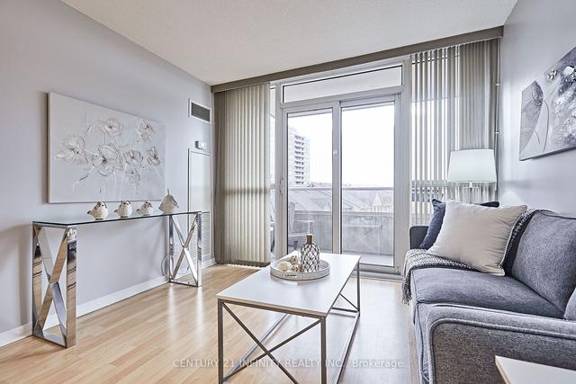 513 - 1200 The Esplanade N, Condo with 1 bedrooms, 1 bathrooms and 1 parking in Pickering ON | Image 2