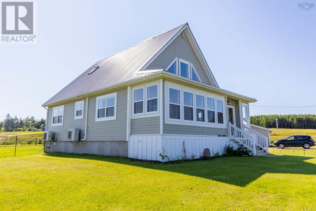 468 Lower Cove Road, House detached with 3 bedrooms, 1 bathrooms and null parking in Cumberland, Subd. A NS | Image 3