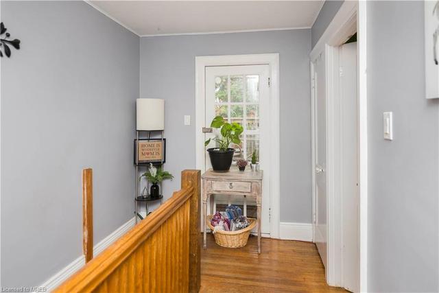 289 Houghton Avenue S, House detached with 3 bedrooms, 2 bathrooms and 2 parking in Hamilton ON | Image 11