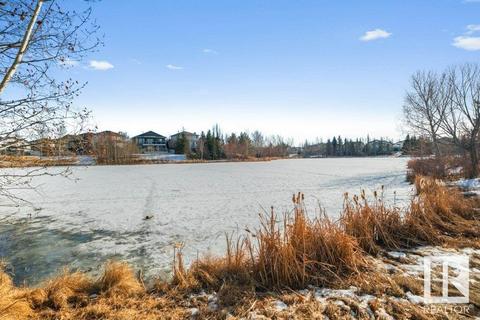 11713 173a Av Nw, House detached with 3 bedrooms, 3 bathrooms and 4 parking in Edmonton AB | Card Image
