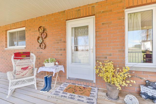 1690 Wallbridge Loyalist Rd, House detached with 3 bedrooms, 2 bathrooms and 10 parking in Quinte West ON | Image 34