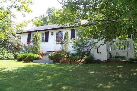 1036 Old Derry Rd, House detached with 3 bedrooms, 1 bathrooms and 3 parking in Mississauga ON | Image 1