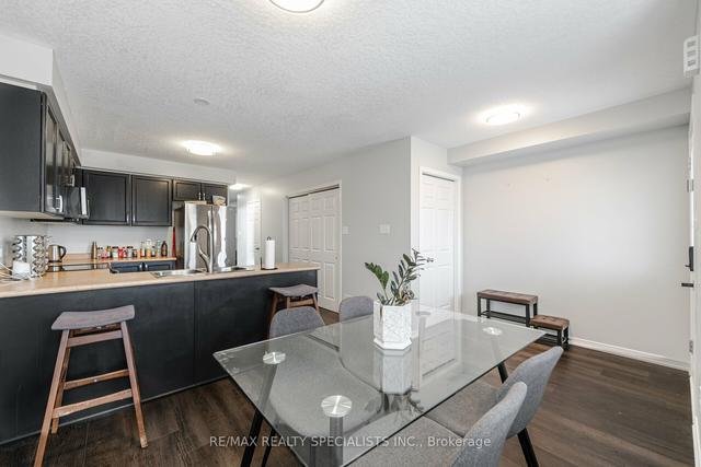 8a - 50 Howe Dr, Townhouse with 3 bedrooms, 2 bathrooms and 1 parking in Kitchener ON | Image 31