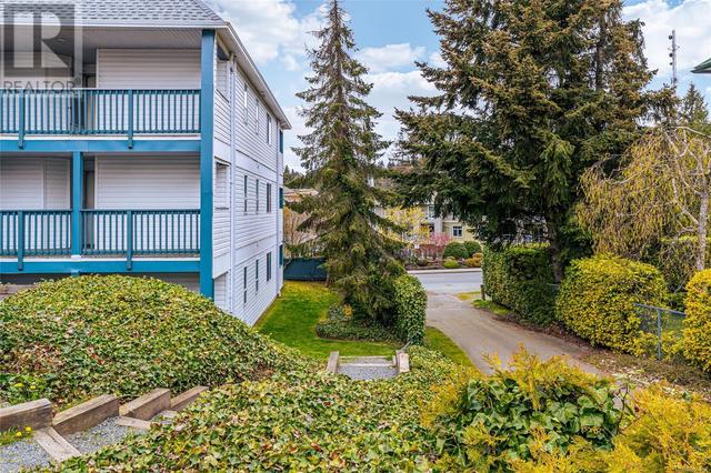 305 - 3089 Barons Rd, Condo with 2 bedrooms, 1 bathrooms and 1 parking in Nanaimo BC | Image 24