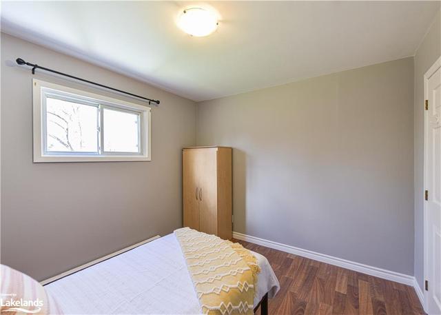 155 Hill St, House detached with 2 bedrooms, 1 bathrooms and 5 parking in Gravenhurst ON | Image 15