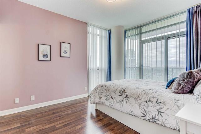 1216 - 17 Anndale Dr, Condo with 2 bedrooms, 2 bathrooms and 1 parking in Toronto ON | Image 13