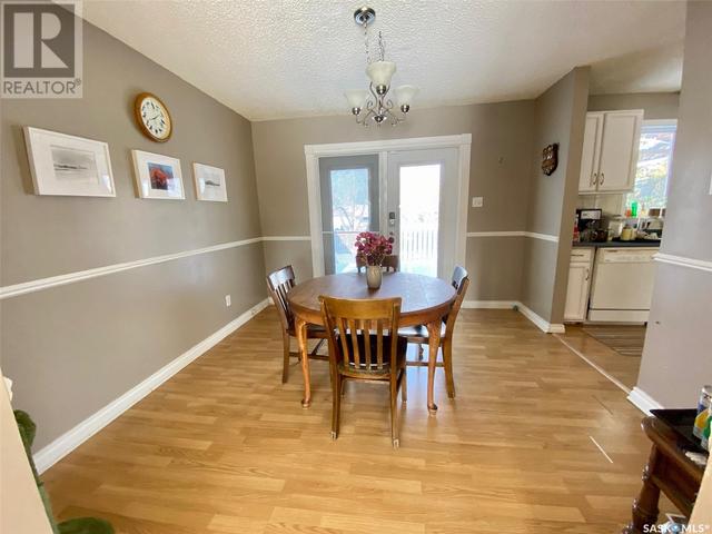 43 Buttercup Crescent Nw, House detached with 3 bedrooms, 3 bathrooms and null parking in Moose Jaw SK | Image 8