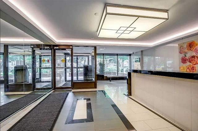 1612 - 40 Homewood Ave, Condo with 1 bedrooms, 1 bathrooms and 1 parking in Toronto ON | Image 13