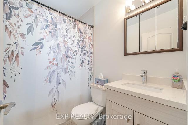 54 William St, House detached with 3 bedrooms, 2 bathrooms and 5 parking in Toronto ON | Image 13