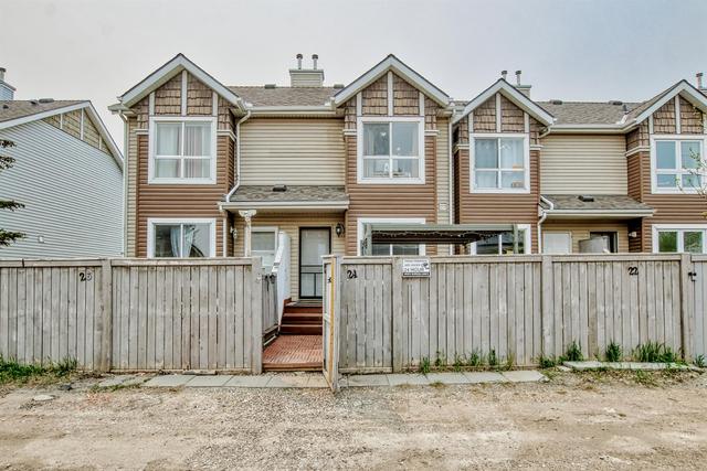 24 Erin Woods Court Se, Home with 3 bedrooms, 2 bathrooms and 1 parking in Calgary AB | Image 43
