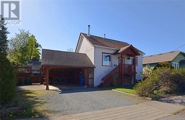 9 Machleary St, House detached with 3 bedrooms, 2 bathrooms and 1 parking in Nanaimo BC | Image 1
