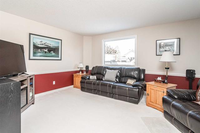 6 Caleche Ave, House detached with 3 bedrooms, 3 bathrooms and 3 parking in Clarington ON | Image 12