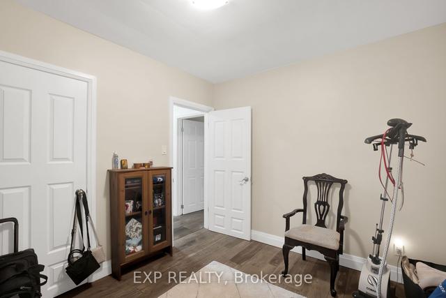 6 Kebral Ave, House detached with 3 bedrooms, 2 bathrooms and 5 parking in Toronto ON | Image 11
