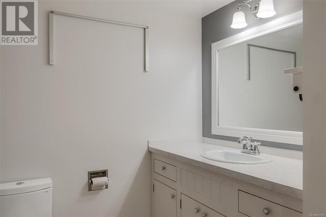 105 - 3277 Glasgow Ave, Condo with 1 bedrooms, 1 bathrooms and 1 parking in Saanich BC | Image 20