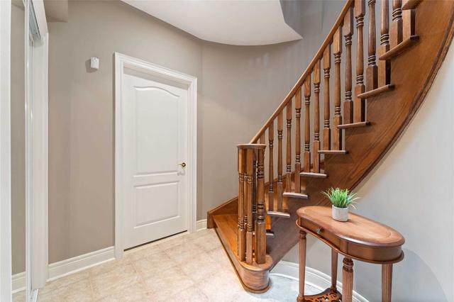 3 - 2400 Neyagawa Blvd, Townhouse with 3 bedrooms, 4 bathrooms and 4 parking in Oakville ON | Image 24