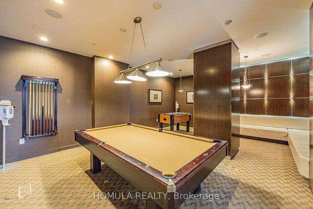 1826 - 500 Doris Ave, Condo with 2 bedrooms, 2 bathrooms and 1 parking in Toronto ON | Image 24