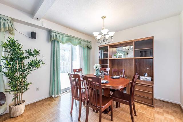 69 Tambrook Dr, House attached with 4 bedrooms, 4 bathrooms and 3 parking in Toronto ON | Image 4