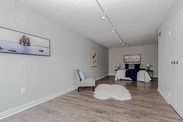 14a - 256 Jarvis St, Condo with 2 bedrooms, 2 bathrooms and 1 parking in Toronto ON | Image 9
