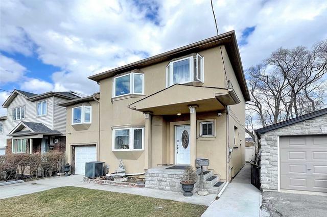 31 Fourteenth St, House detached with 4 bedrooms, 3 bathrooms and 2 parking in Toronto ON | Image 16