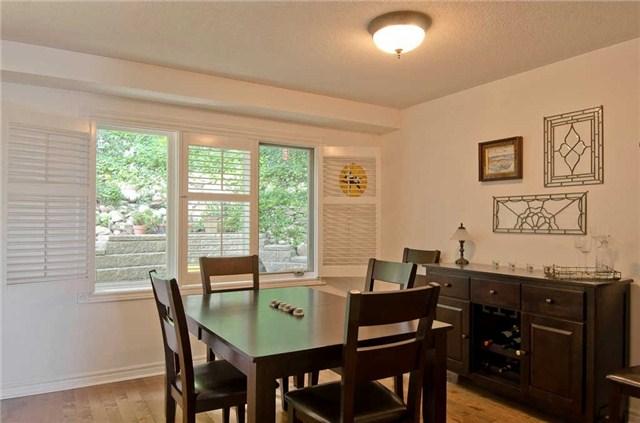 176b Collier St, House detached with 3 bedrooms, 3 bathrooms and 2 parking in Barrie ON | Image 8