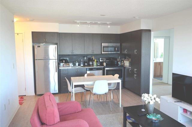 2304 - 830 Lawrence Ave W, Condo with 2 bedrooms, 2 bathrooms and 1 parking in Toronto ON | Image 3