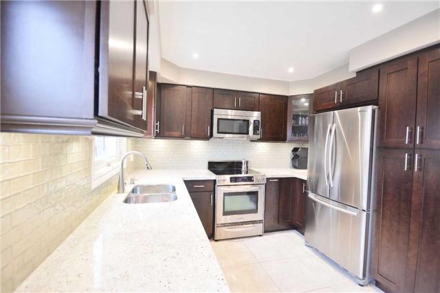 104 Sterling Cres, House detached with 4 bedrooms, 4 bathrooms and 2 parking in Vaughan ON | Image 7