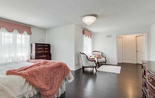 126 White Lotus Circ, House detached with 5 bedrooms, 5 bathrooms and 12 parking in Markham ON | Image 15