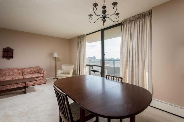909 - 2929 Aquitaine Ave, Condo with 2 bedrooms, 2 bathrooms and 2 parking in Mississauga ON | Image 3