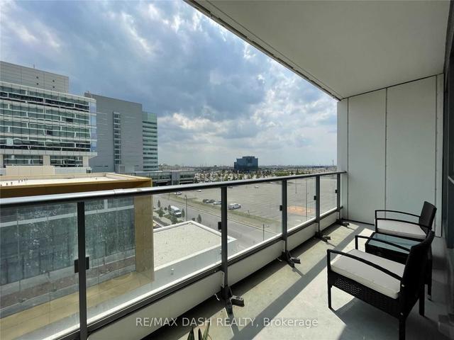 606 - 5 Buttermill Ave, Condo with 2 bedrooms, 2 bathrooms and 0 parking in Vaughan ON | Image 5