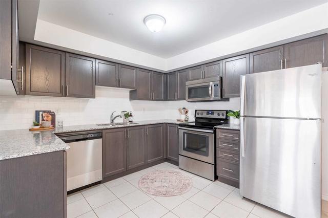 35 - 2480 Post Rd, Townhouse with 2 bedrooms, 2 bathrooms and 1 parking in Oakville ON | Image 10