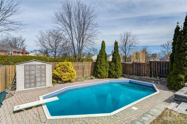 1169 St Moritz Court, House detached with 3 bedrooms, 4 bathrooms and 3 parking in Ottawa ON | Image 28
