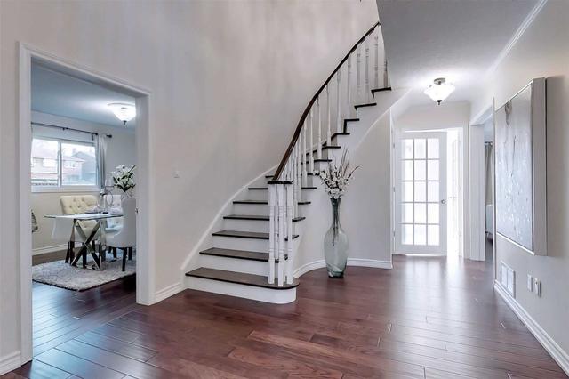 24 Brookbank Crt, House detached with 4 bedrooms, 5 bathrooms and 6 parking in Markham ON | Image 10