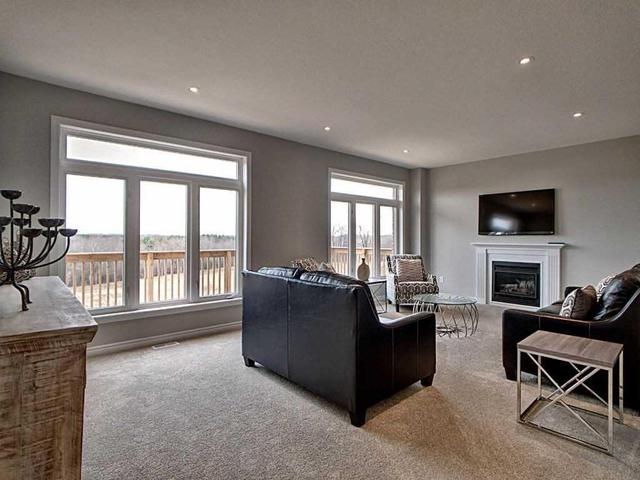 83 Norma Cres, House detached with 4 bedrooms, 4 bathrooms and 2 parking in Guelph ON | Image 6