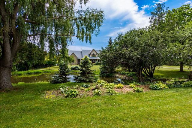 17325 Loyalist Pkwy, House detached with 4 bedrooms, 3 bathrooms and 6 parking in Prince Edward County ON | Image 31