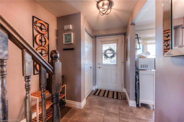 792 Elgin Street N, House semidetached with 3 bedrooms, 1 bathrooms and null parking in Cambridge ON | Image 11