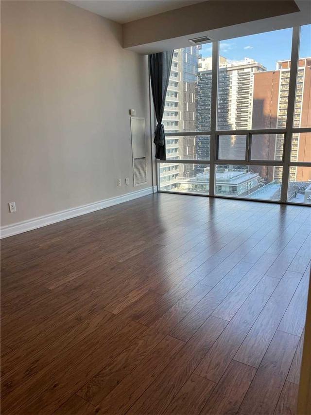 1201 - 88 Broadway Ave, Condo with 2 bedrooms, 2 bathrooms and 1 parking in Toronto ON | Image 12