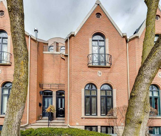 34 Marlborough Ave, House attached with 3 bedrooms, 4 bathrooms and 2 parking in Toronto ON | Image 12