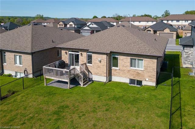 20 Stonecrest Boulevard, House detached with 5 bedrooms, 3 bathrooms and null parking in Quinte West ON | Image 27