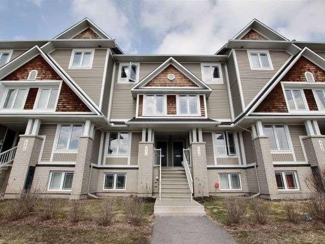 432 Harvest Valley Ave, Townhouse with 0 bedrooms, 3 bathrooms and 1 parking in Ottawa ON | Image 1