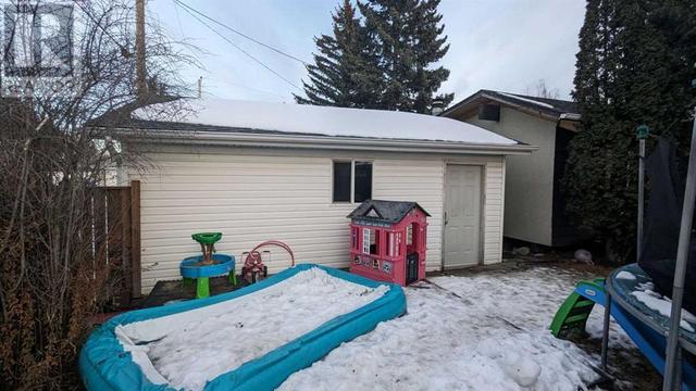 4820 49 Avenue Nw, House detached with 5 bedrooms, 2 bathrooms and 4 parking in Calgary AB | Image 5