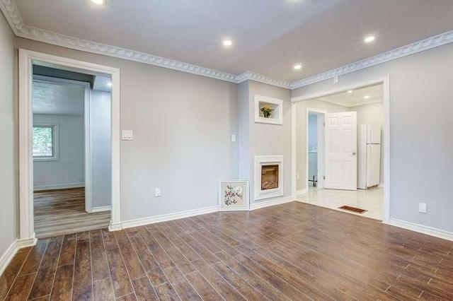 333 East 12th St, House detached with 5 bedrooms, 3 bathrooms and 6 parking in Hamilton ON | Image 12